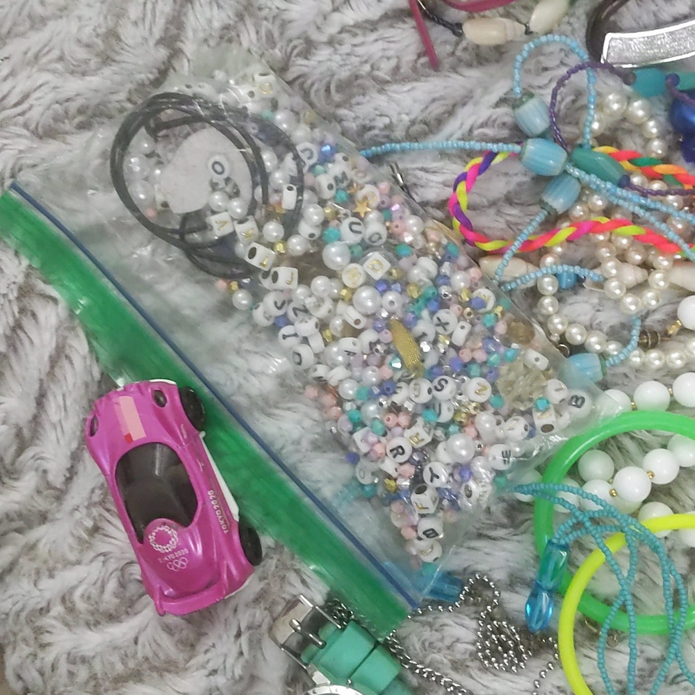 Jewelry bundle - Picture 5 of 12